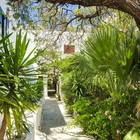 Studios & Suites Rania Mykonos Town Exterior photo