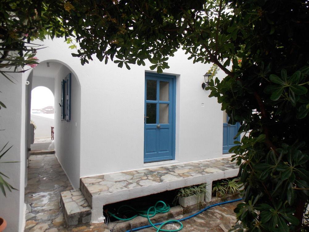 Studios & Suites Rania Mykonos Town Exterior photo